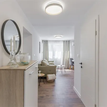Cozy Place & Anamarija Apartment Split