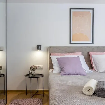 Cozy Place & Anamarija Apartment *